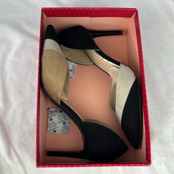 Black high heels - Picture 7 of 7